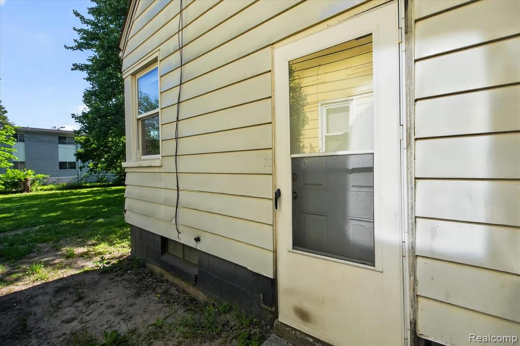 33953 Glover Street Property Photo 33
