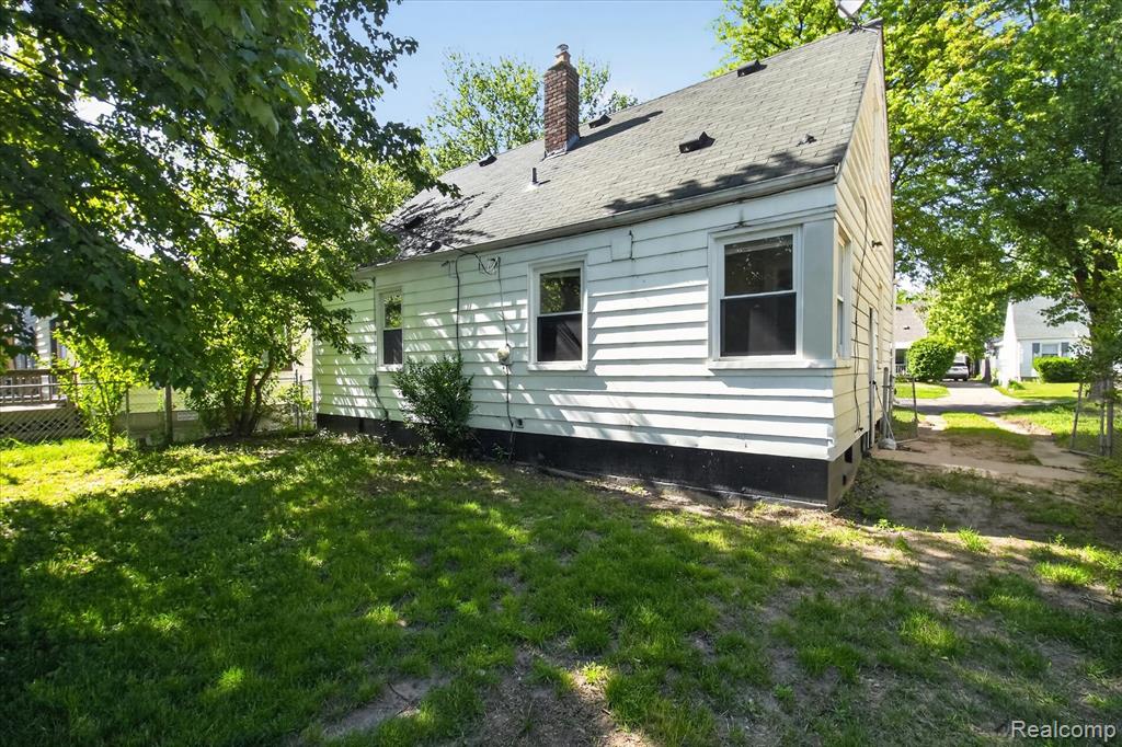 33953 Glover Street Property Photo 37