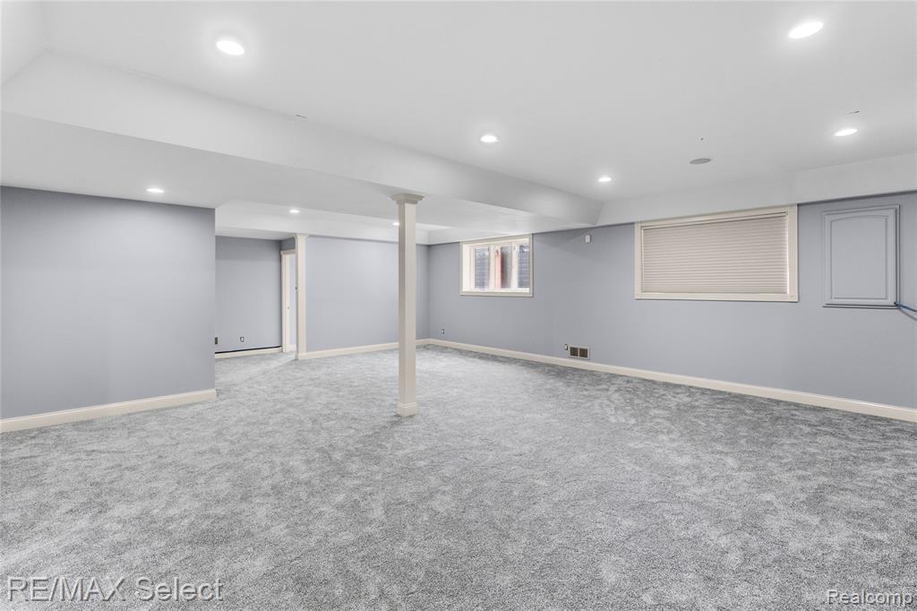 3334 Creekview Drive Property Photo 55