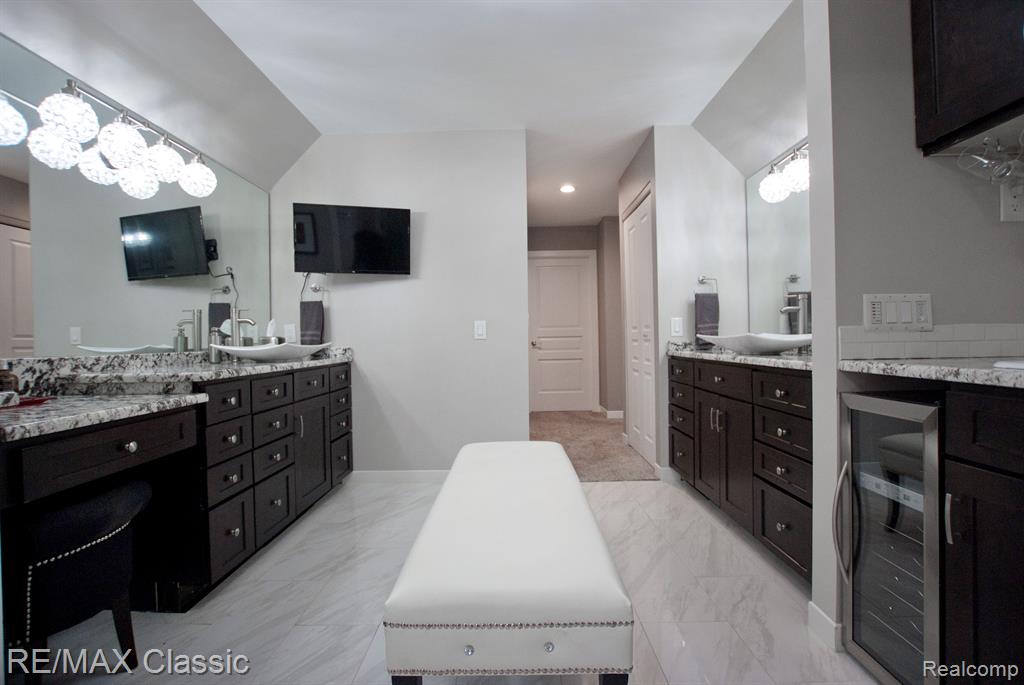 826 Wolverine Drive Property Photo 25