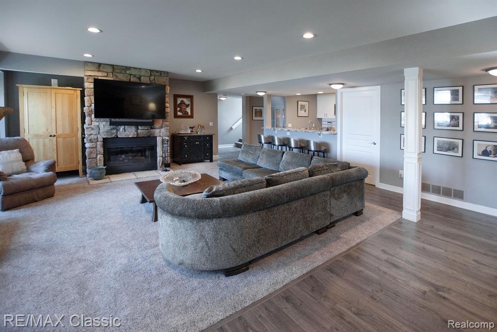 826 Wolverine Drive Property Photo 33