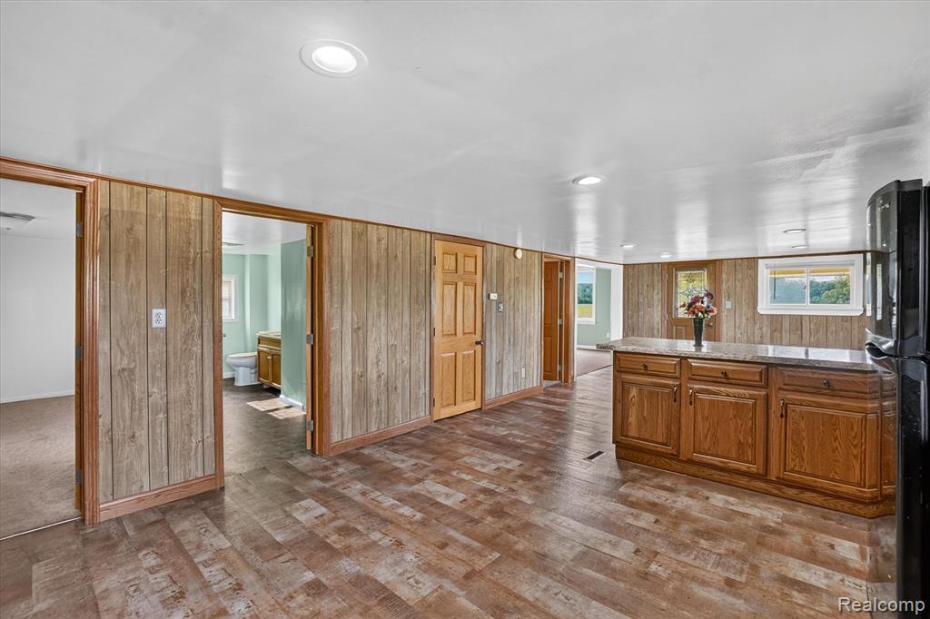 5660 Tittabawassee Road Property Photo 9