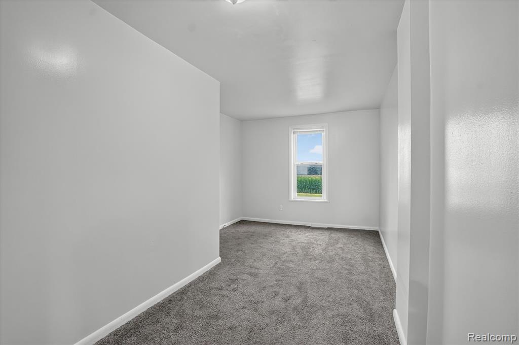 5660 Tittabawassee Road Property Photo 30