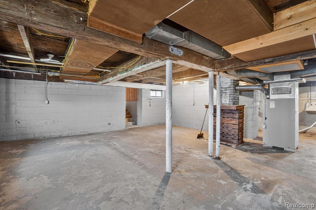 5660 Tittabawassee Road Property Photo 35