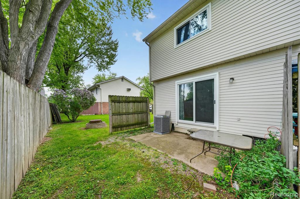 39700 Manor Drive Property Photo 35