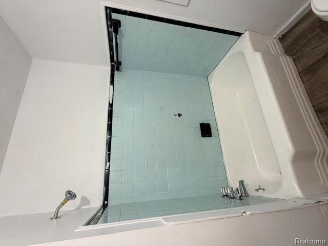 4701 Birchcrest Drive Property Photo 6