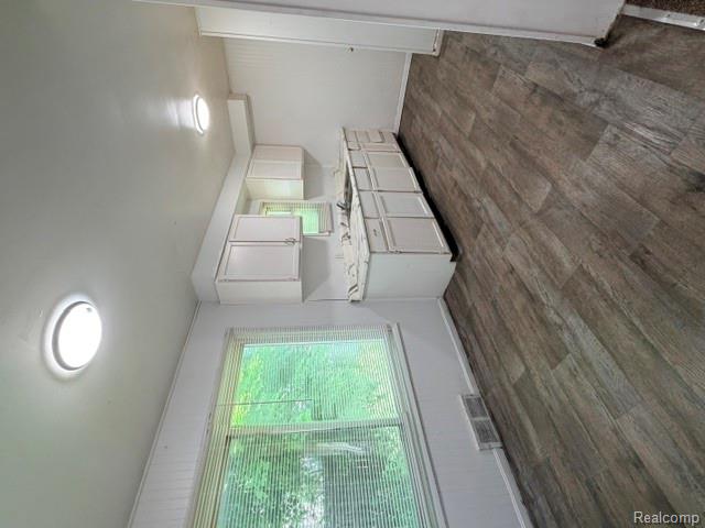 4701 Birchcrest Drive Property Photo 10