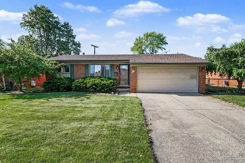 39227 Farmhill Drive Property Photo 1