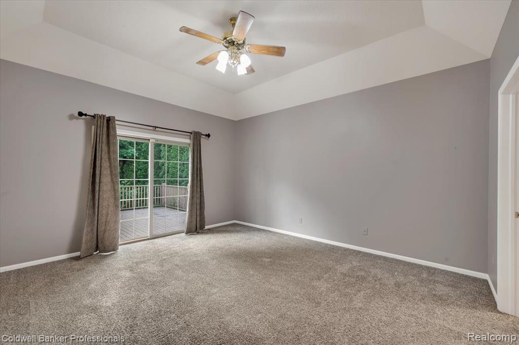 604 Carriage Way Property Photo 9