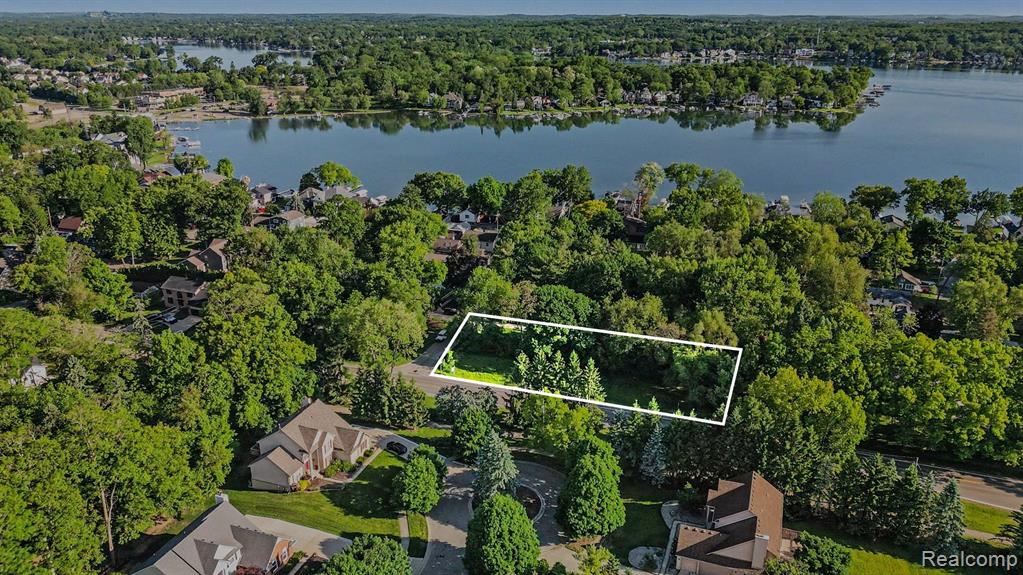 2491 Hoover Avenue Property Photo 13