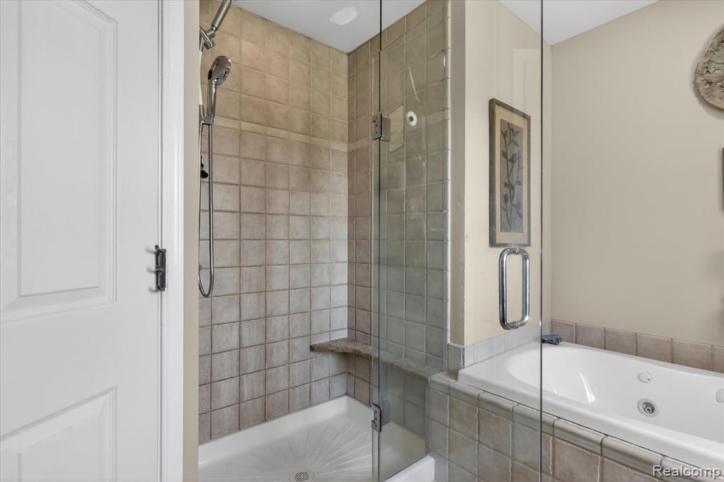3860 E Commerce Road Property Photo 31