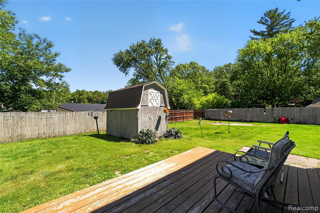 7166 Alpine Drive Property Photo 29