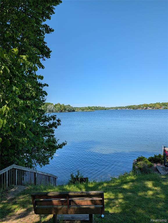 7166 Alpine Drive Property Photo 33