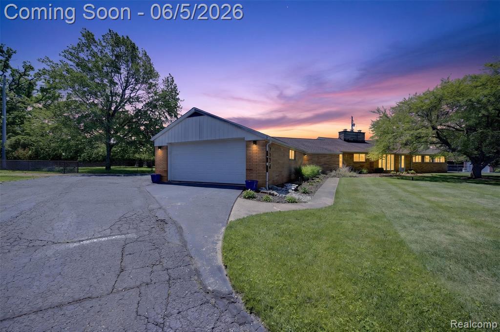 7174 Meadowvue Drive