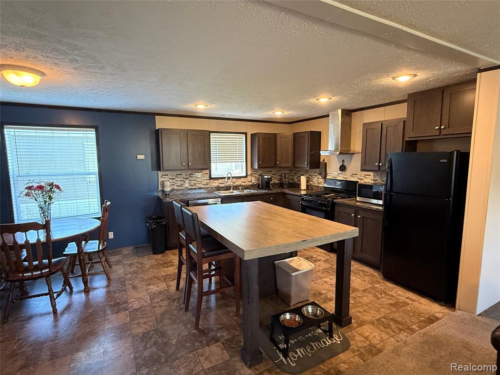 1101 Forest Lane Property Photo 11