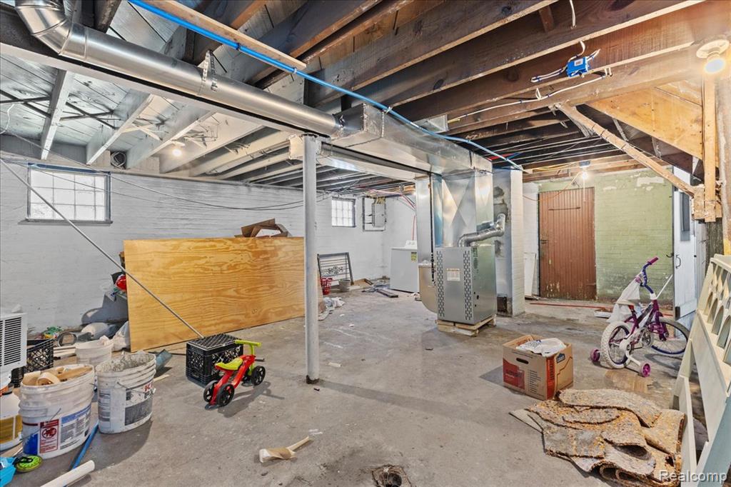 17516 Joseph Campau Street Property Photo 25