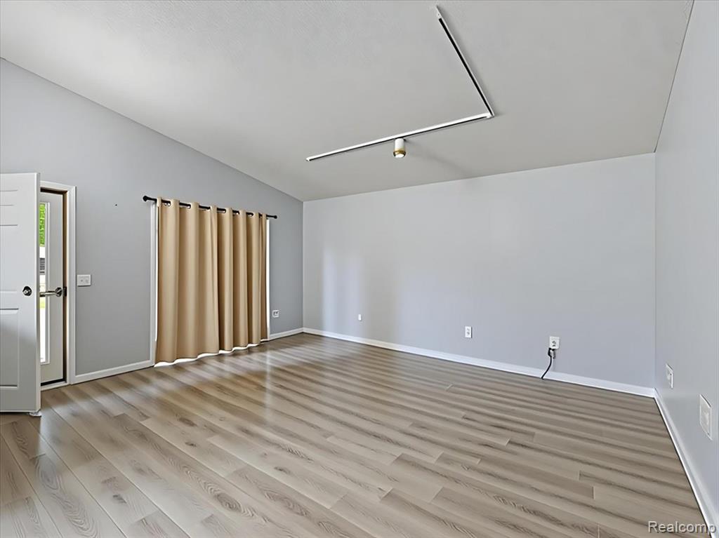 14275 Irene Street Property Photo 8
