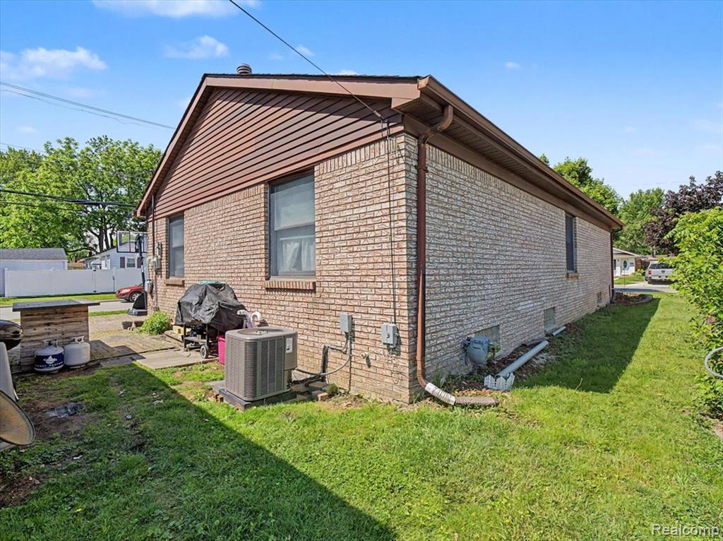 14275 Irene Street Property Photo 44