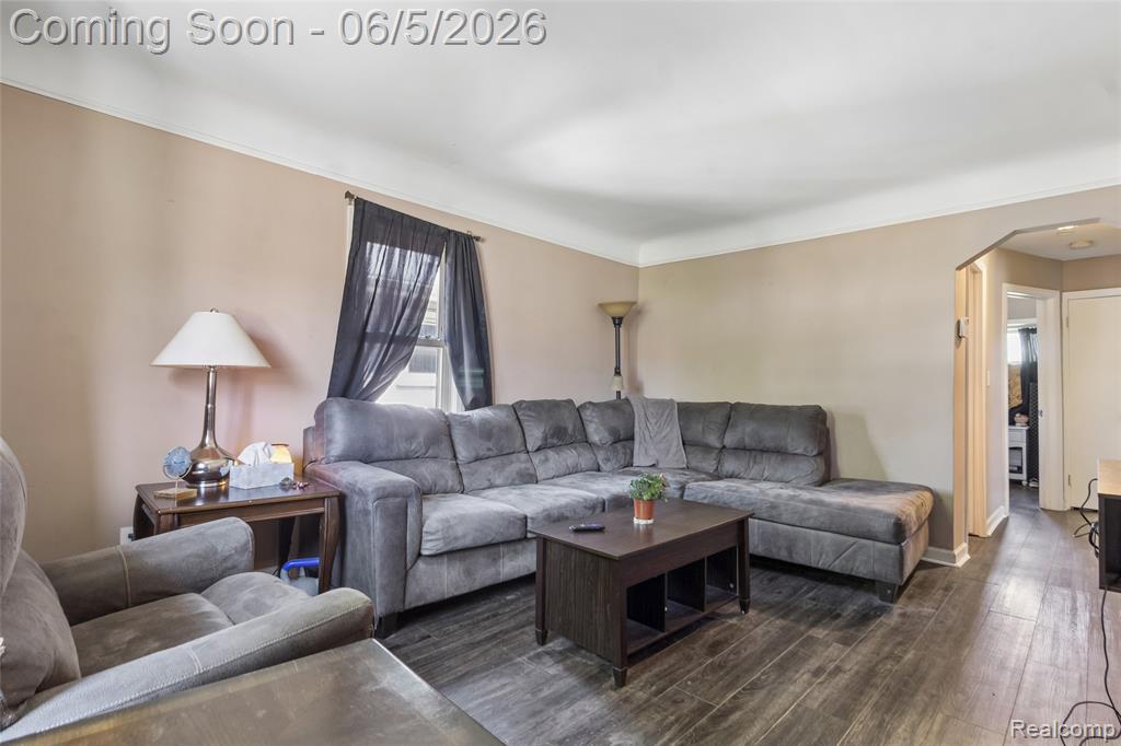 679 Moran Avenue Property Photo 3