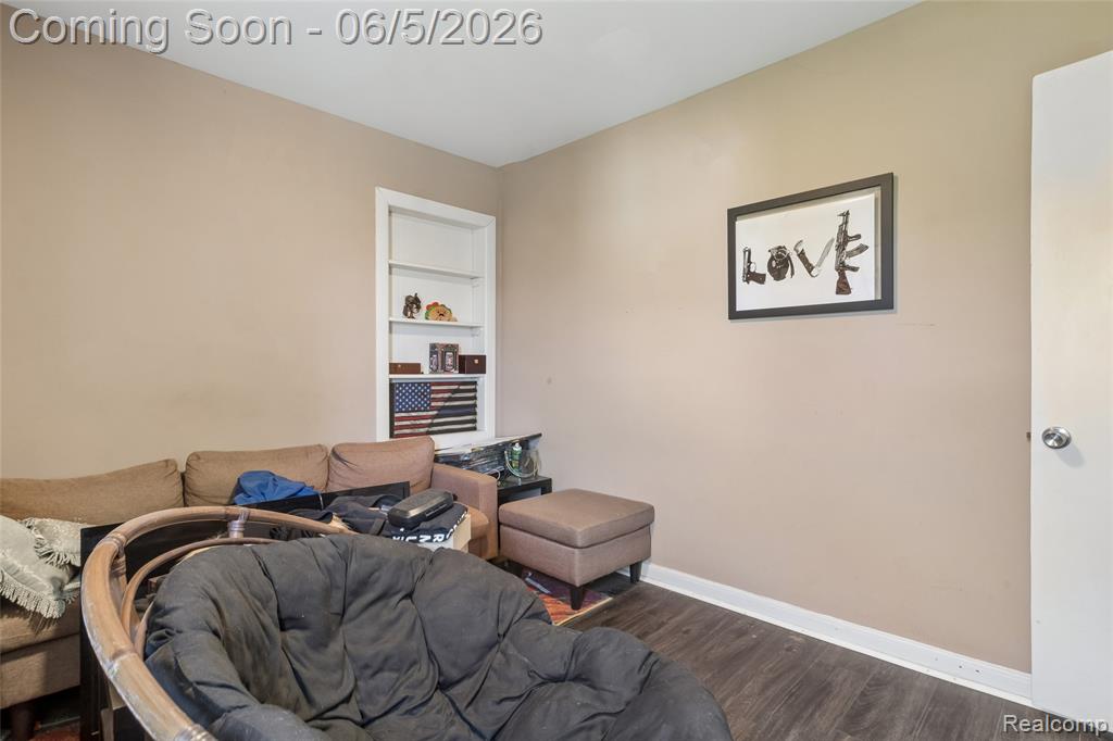 679 Moran Avenue Property Photo 11