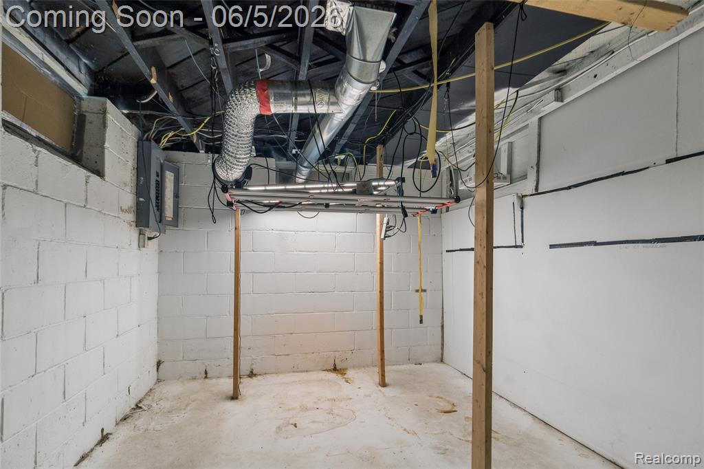 679 Moran Avenue Property Photo 17