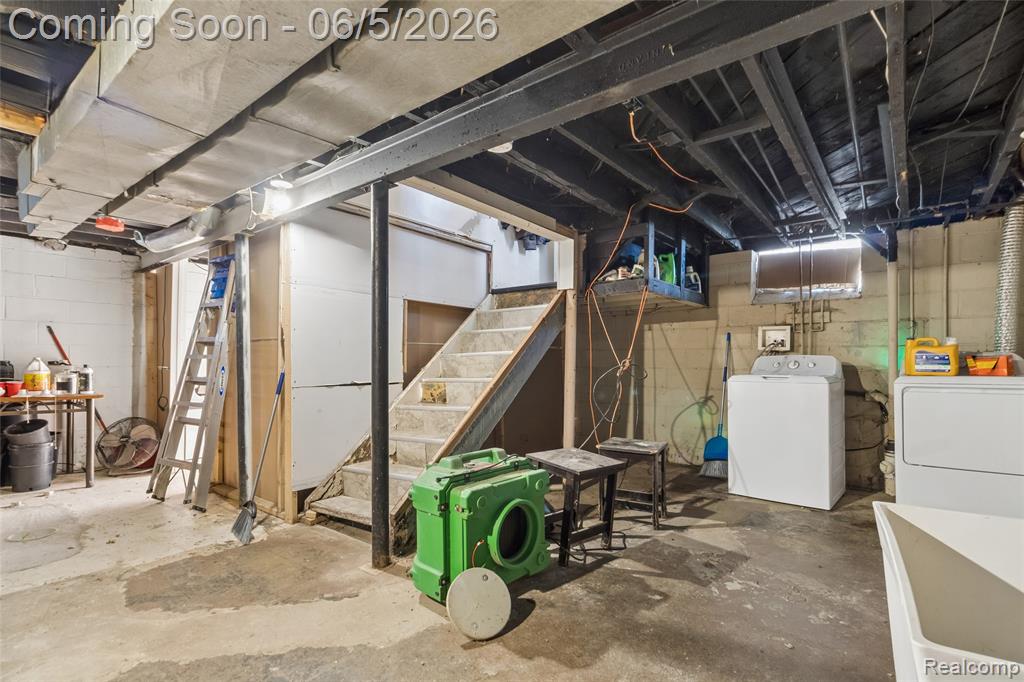 679 Moran Avenue Property Photo 18