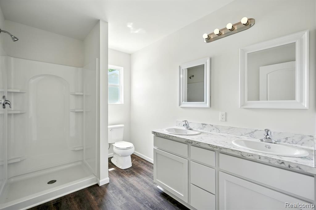 5751 Copper Tree Park Property Photo 20