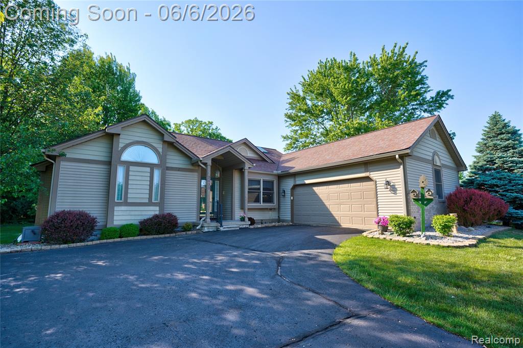 3433 Pinemeadow Court Property Photo 1