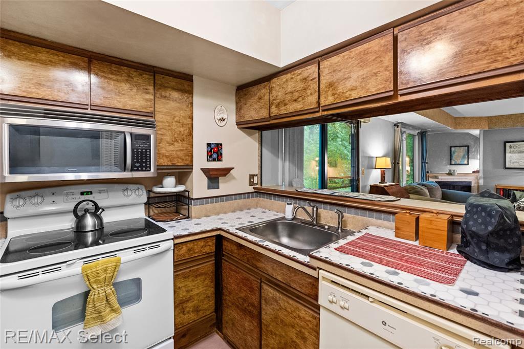 250 Briarcrest Drive Property Photo 15