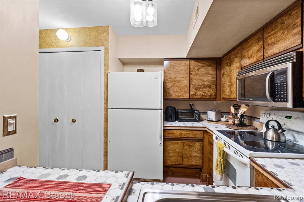 250 Briarcrest Drive Property Photo 16