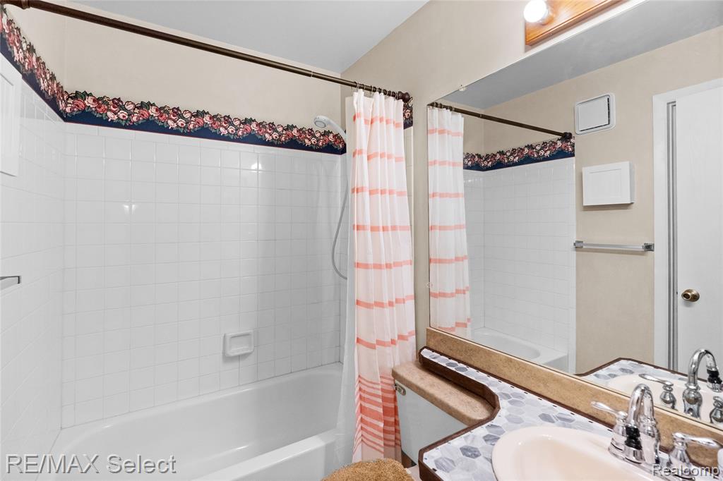 250 Briarcrest Drive Property Photo 24