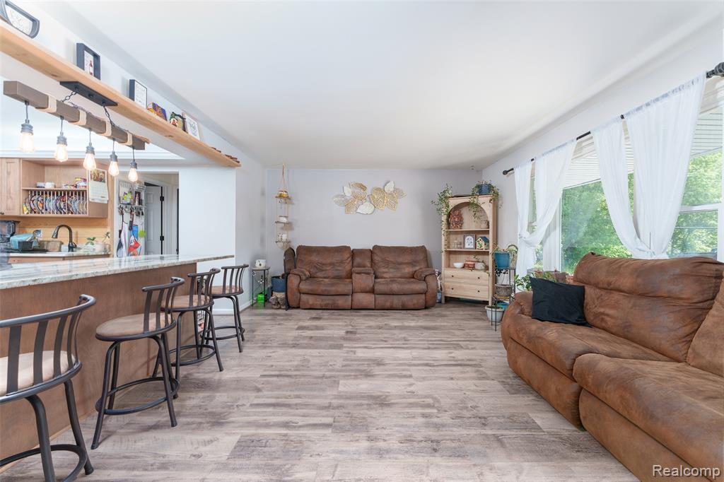 940 Rowland Road Property Photo 18