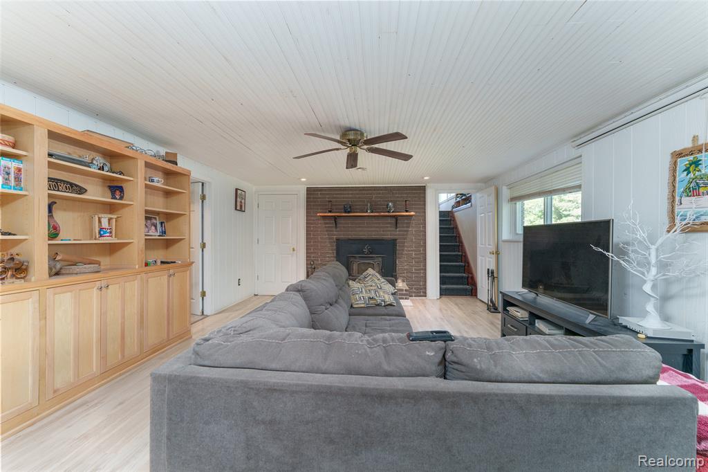 940 Rowland Road Property Photo 28
