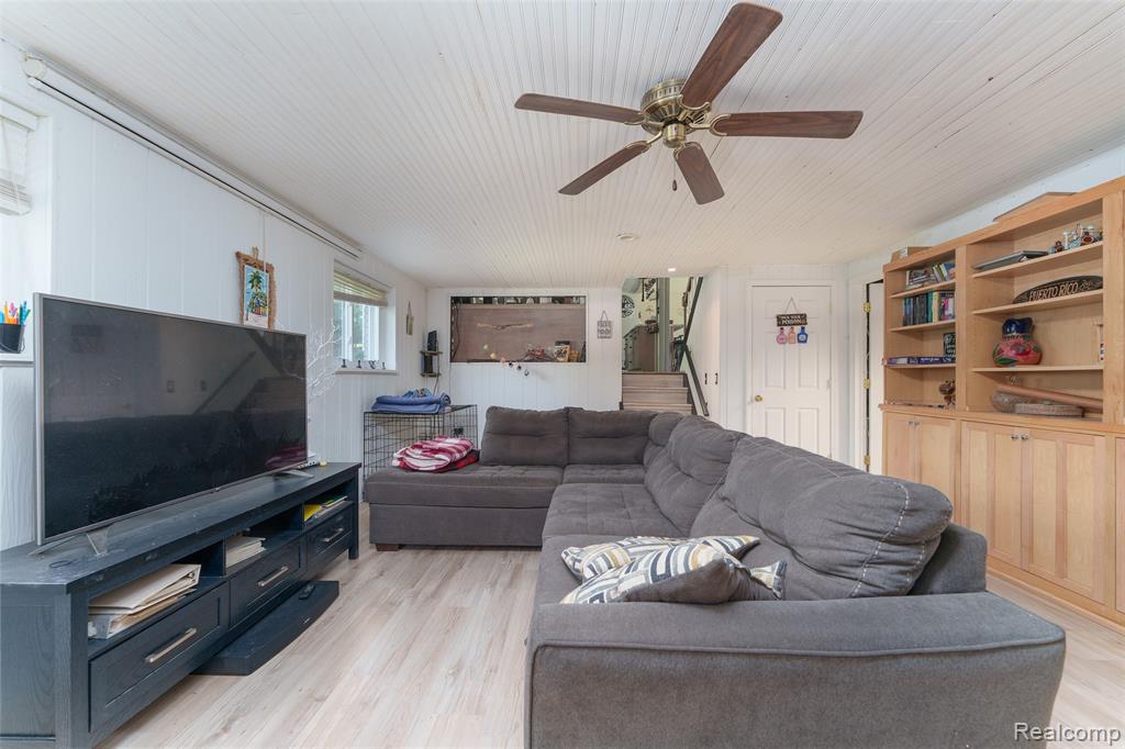 940 Rowland Road Property Photo 29