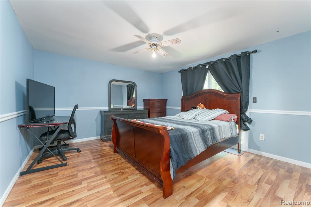 940 Rowland Road Property Photo 32
