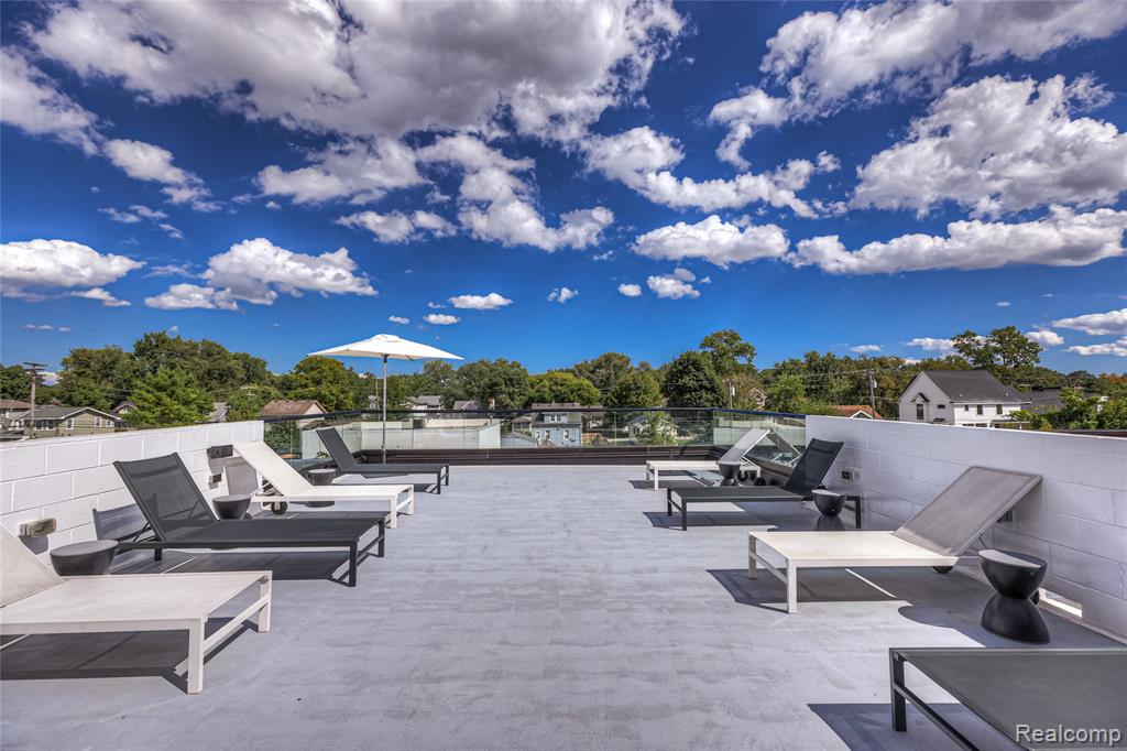 533 E Harrison Avenue Property Photo 39