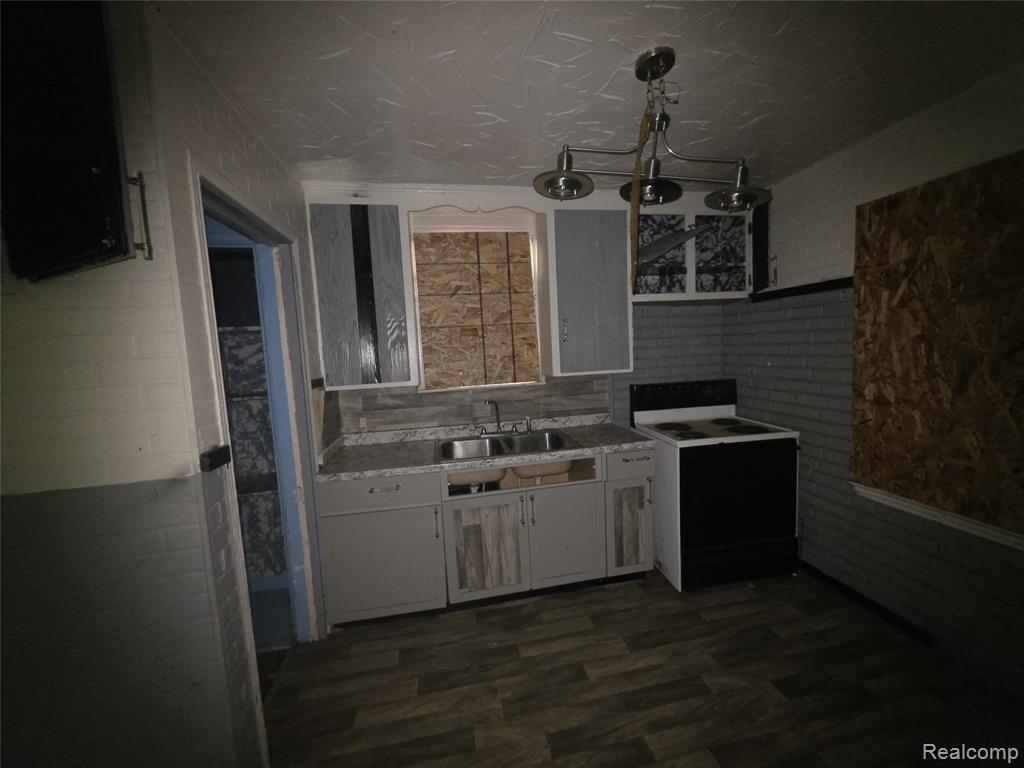 6809 Brimson Street Property Photo 3