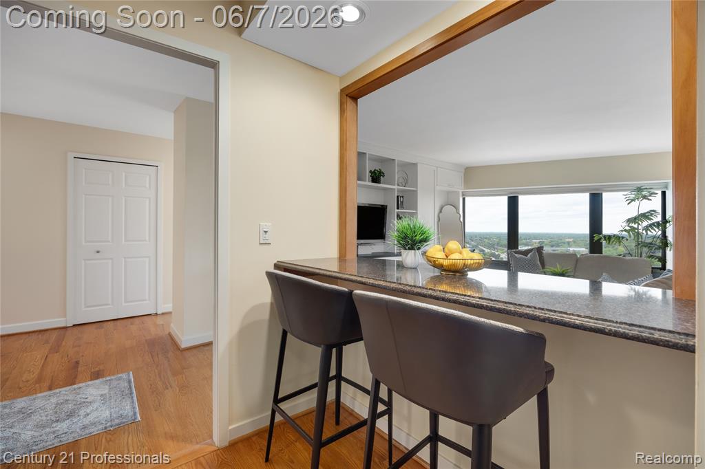 5000 Town Center Property Photo 10