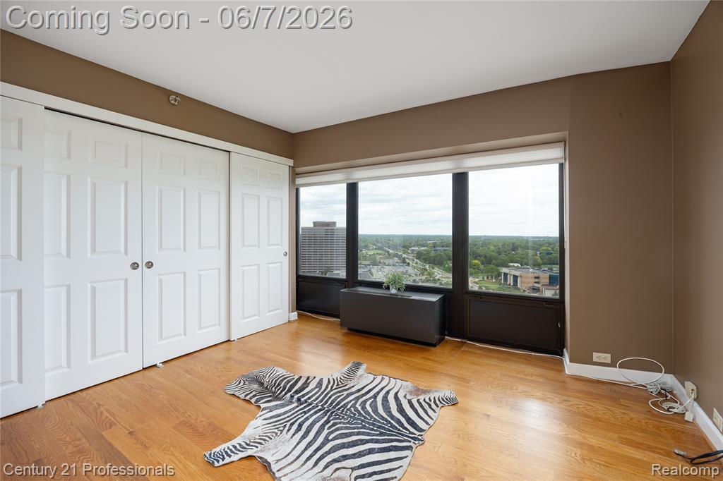 5000 Town Center Property Photo 13