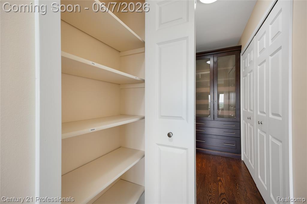 5000 Town Center Property Photo 24