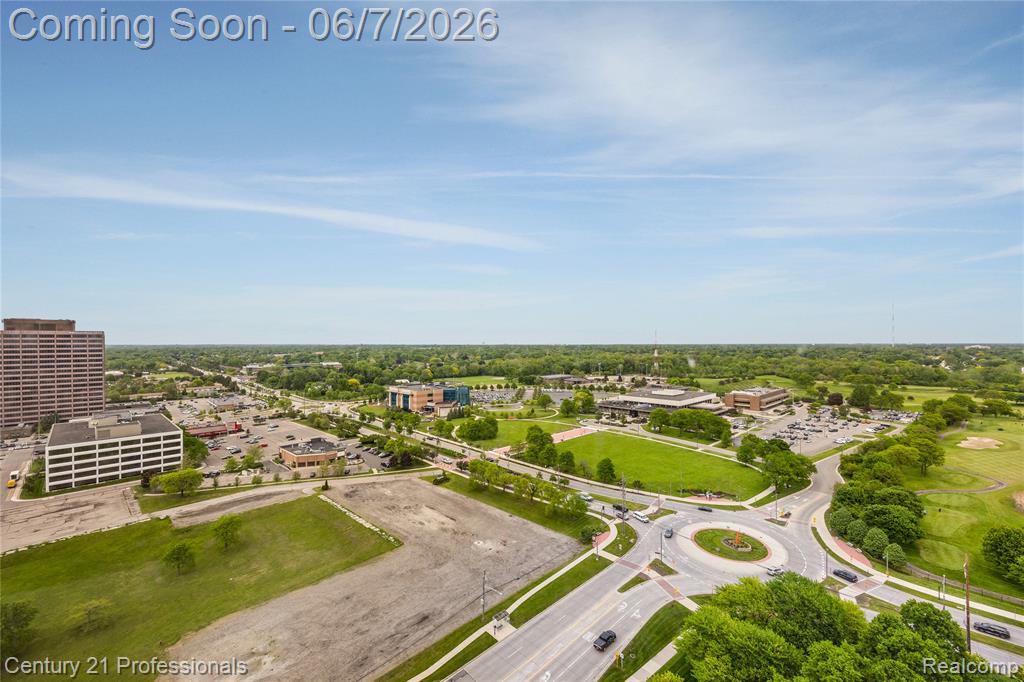 5000 Town Center Property Photo 27