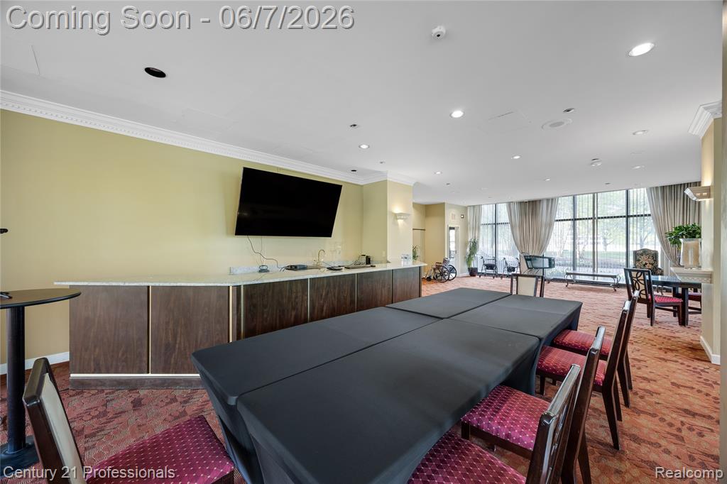 5000 Town Center Property Photo 37