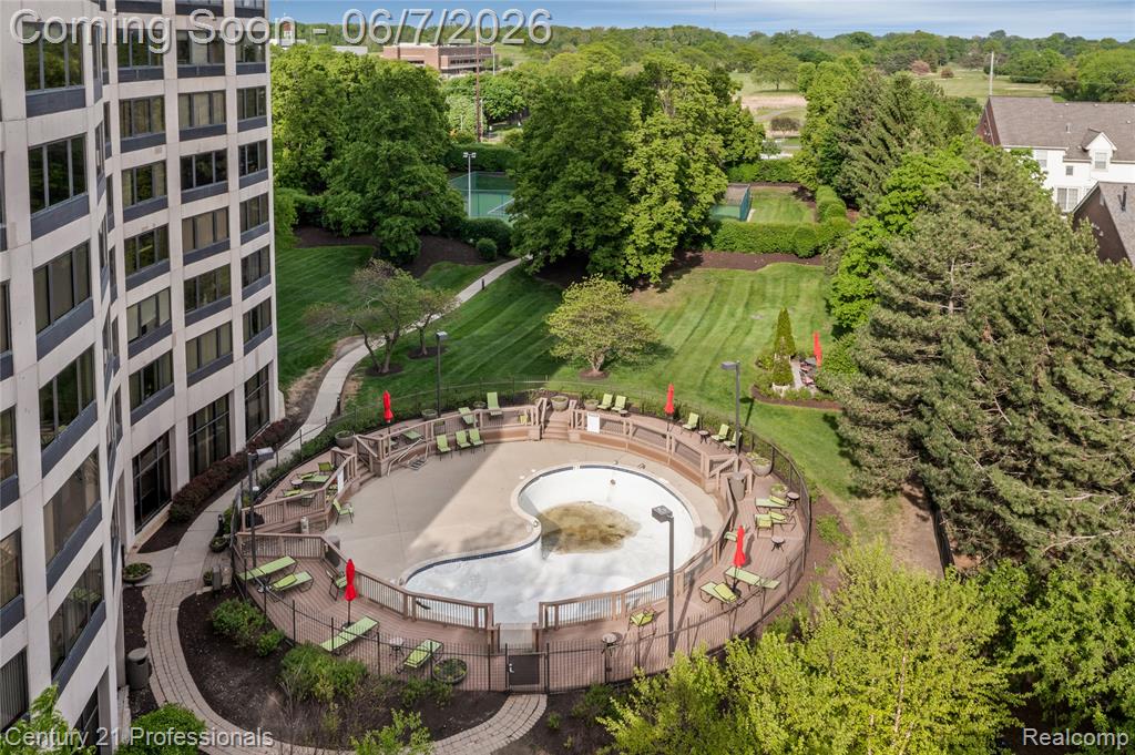 5000 Town Center Property Photo 46