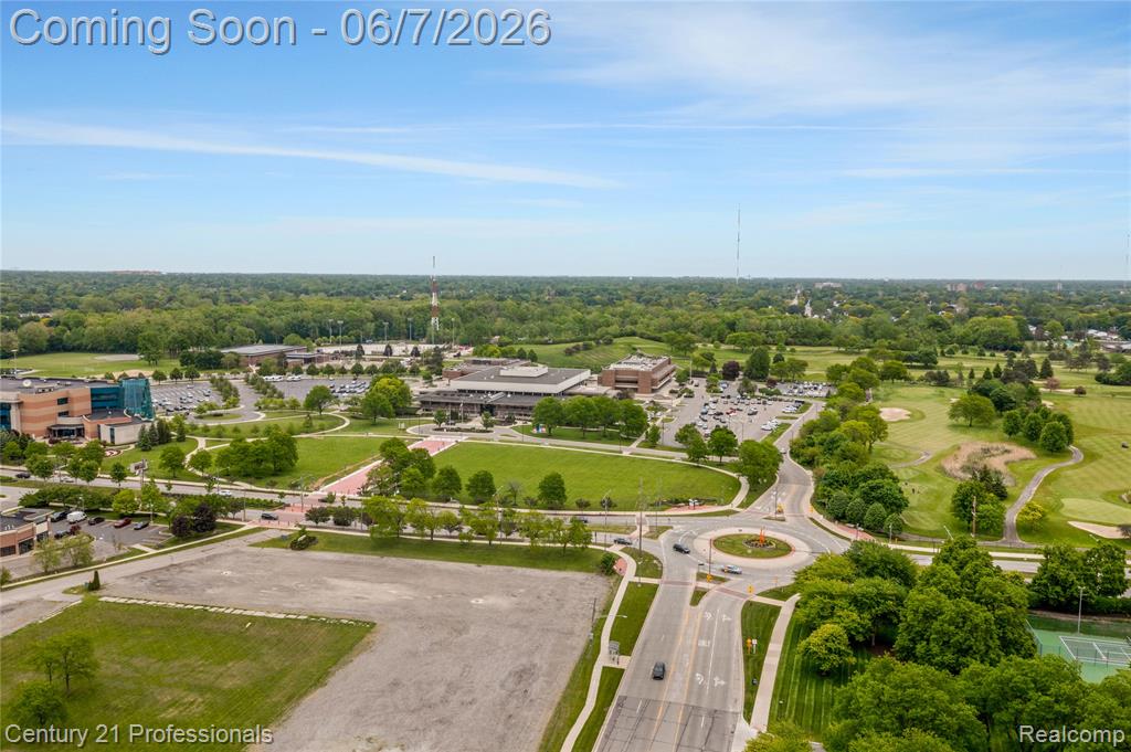 5000 Town Center Property Photo 51