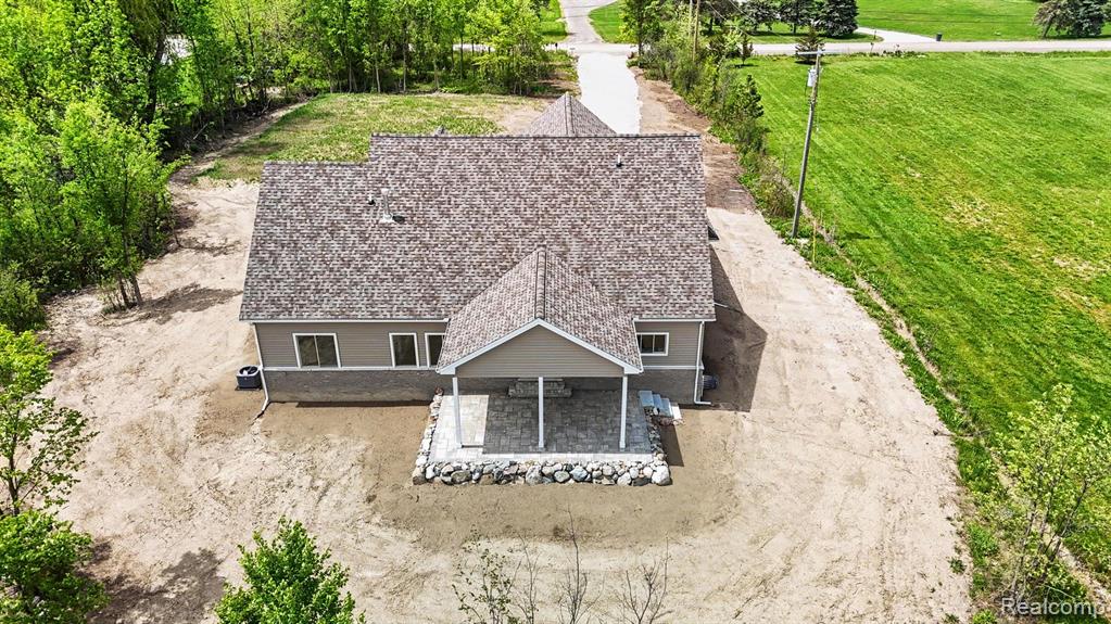 57560 Omo Road Property Photo 37