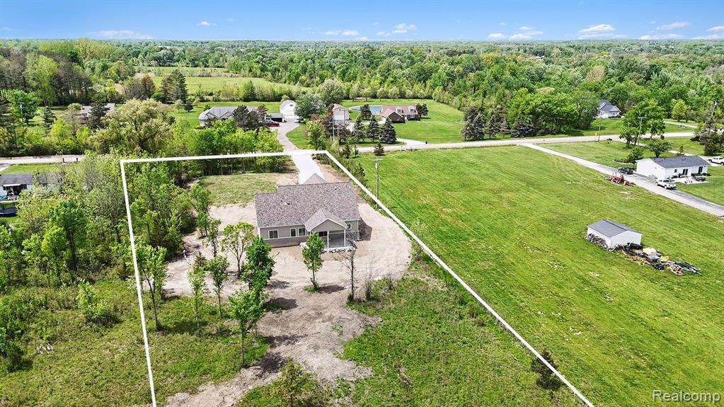 57560 Omo Road Property Photo 40
