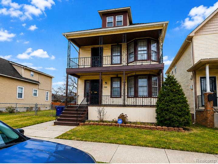 2400 Danforth Street Property Photo 1