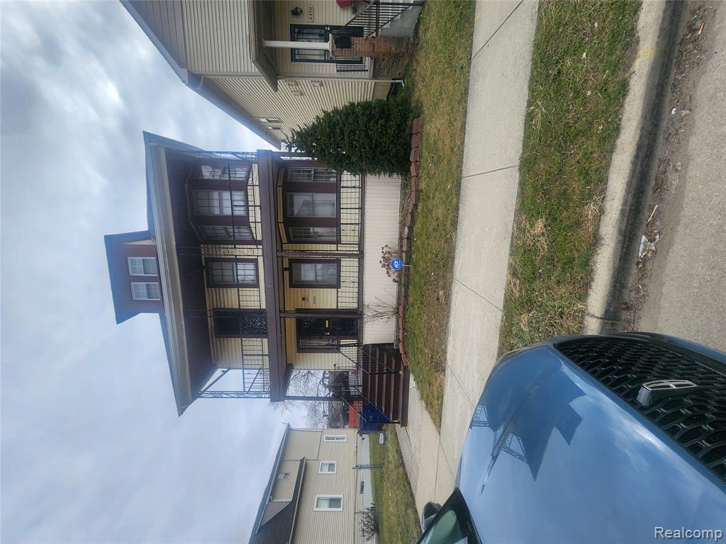 2400 Danforth Street Property Photo 2