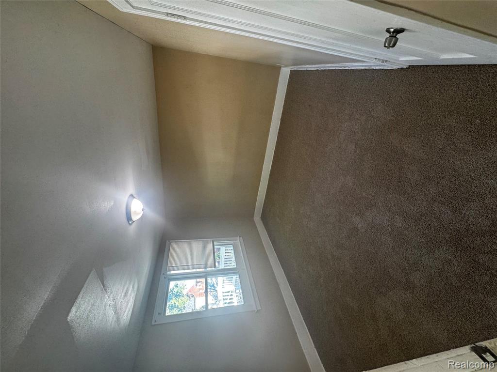 4191 Three Mile Drive Property Photo 9