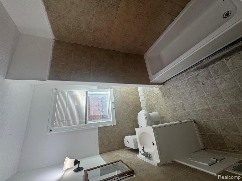4191 Three Mile Drive Property Photo 10